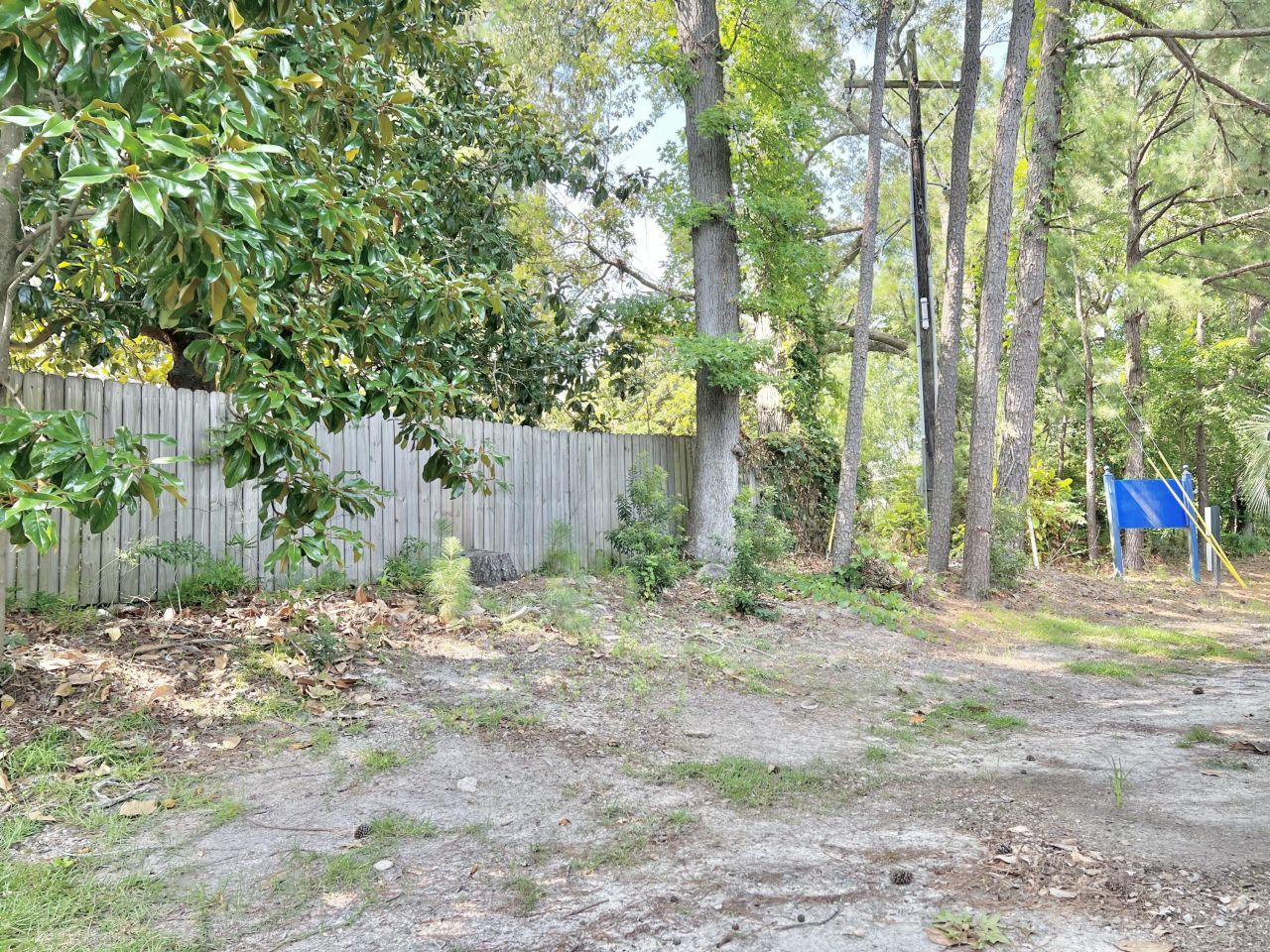 1910 Tropicana Road Photo 15