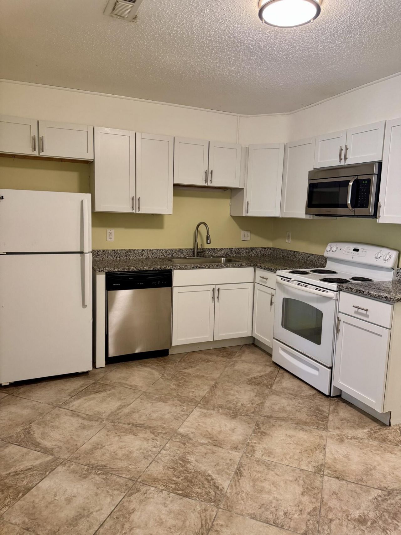 1910 Tropicana Road Photo 4