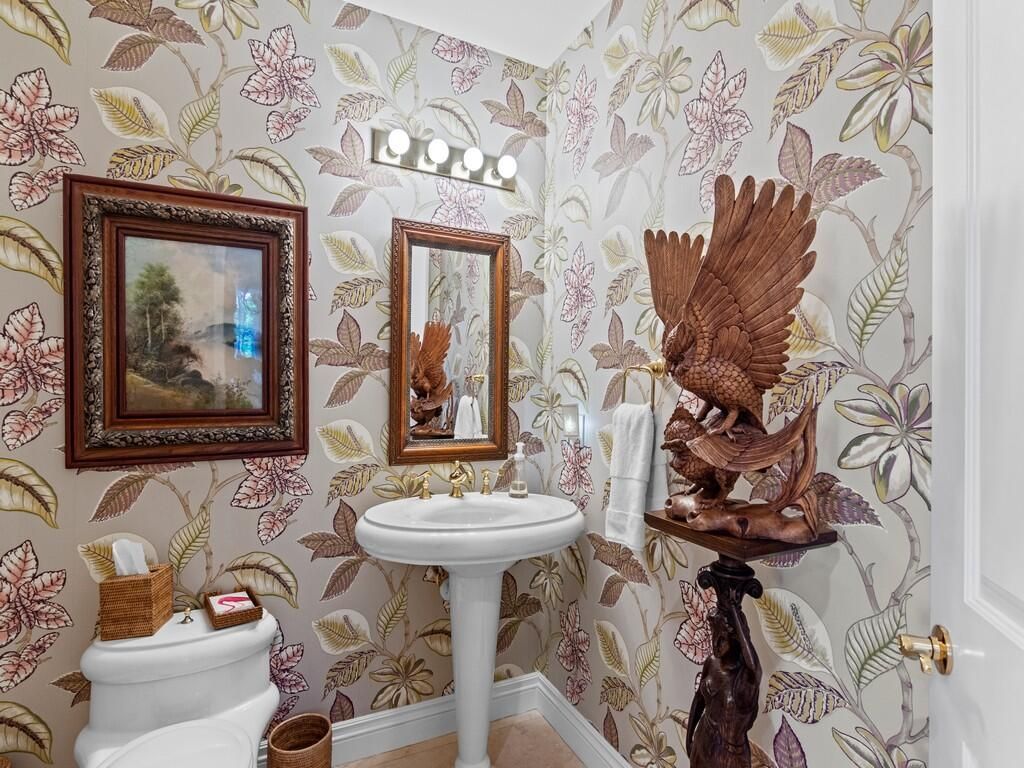 601 N Swim Club Drive, Unit Phb, Indian River Shores, FL 32963 Photo