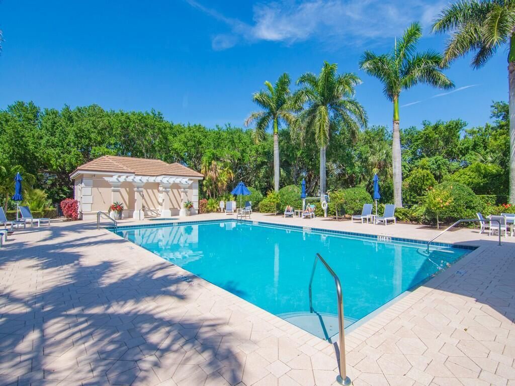 601 N Swim Club Drive, Unit Phb, Indian River Shores, FL 32963 Photo