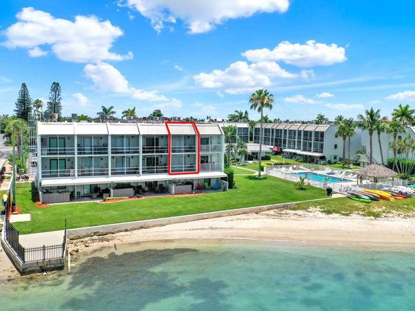 1300 Seaway Dr, Unit E 5, Fort Pierce, FL 34949