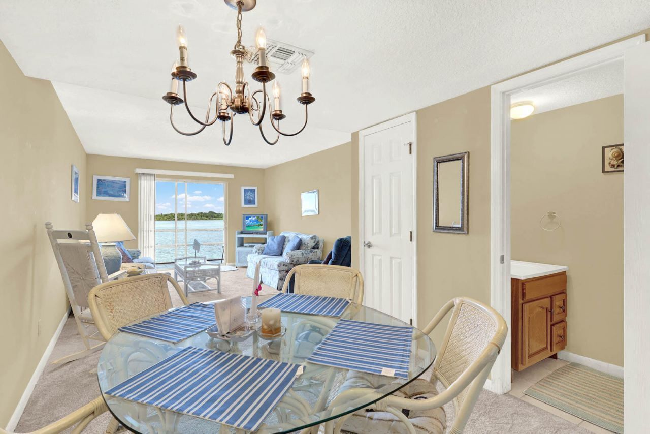 1300 Seaway Dr, Unit E 5, Fort Pierce, FL 34949 Photo