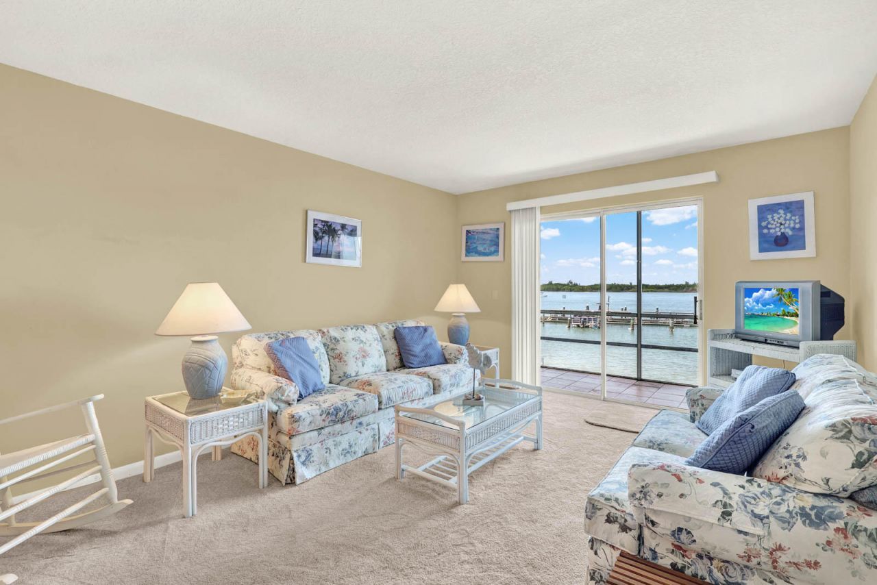 1300 Seaway Dr, Unit E 5, Fort Pierce, FL 34949 Photo