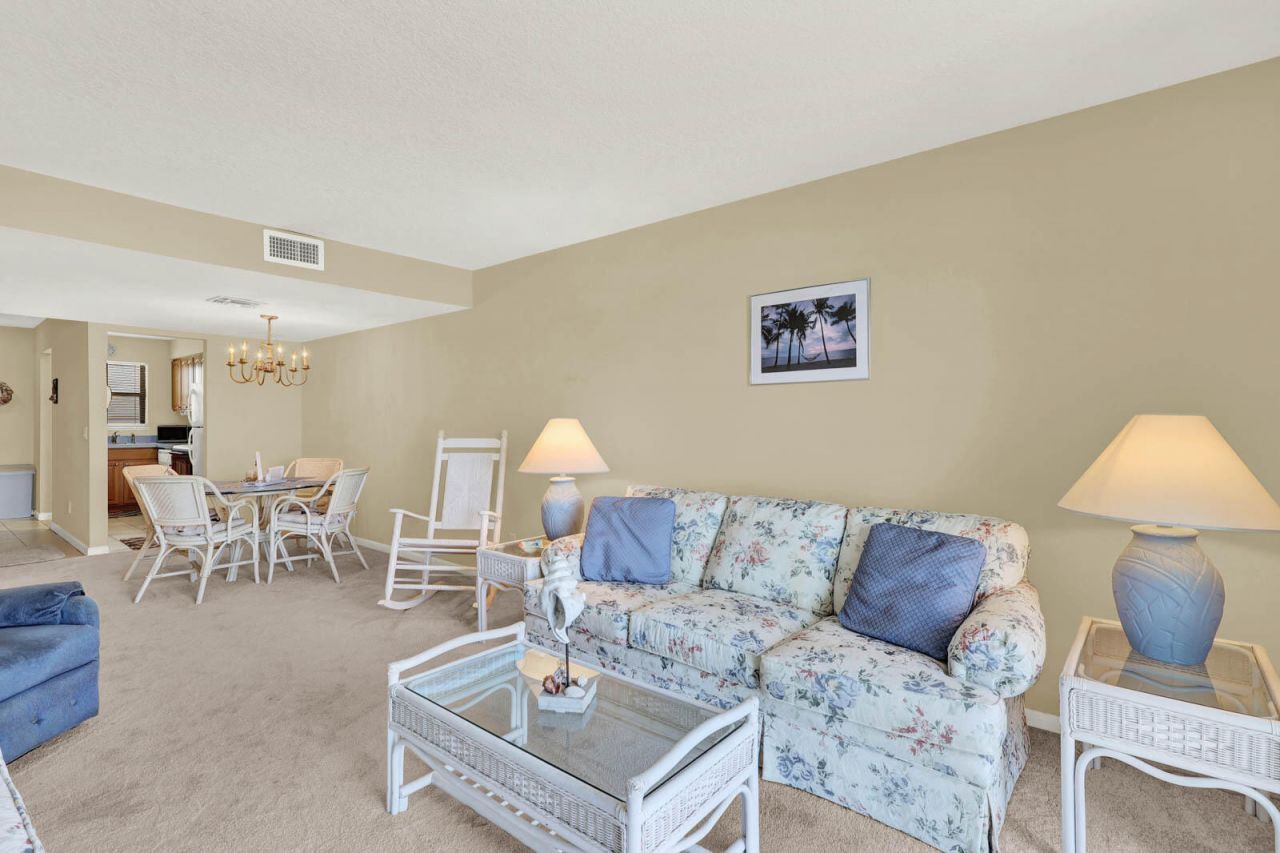 1300 Seaway Dr, Unit E 5, Fort Pierce, FL 34949 Photo