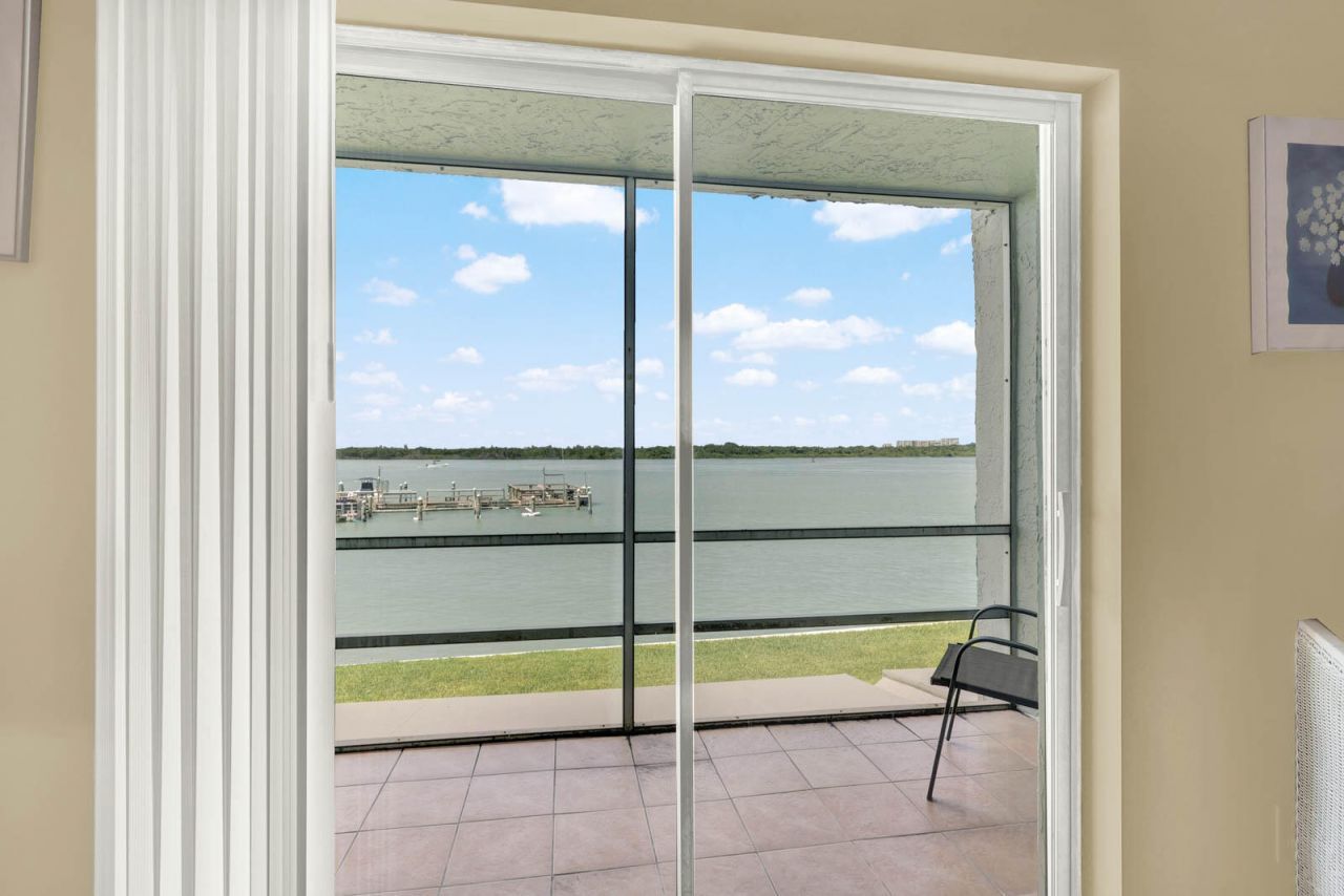 1300 Seaway Dr, Unit E 5, Fort Pierce, FL 34949 Photo