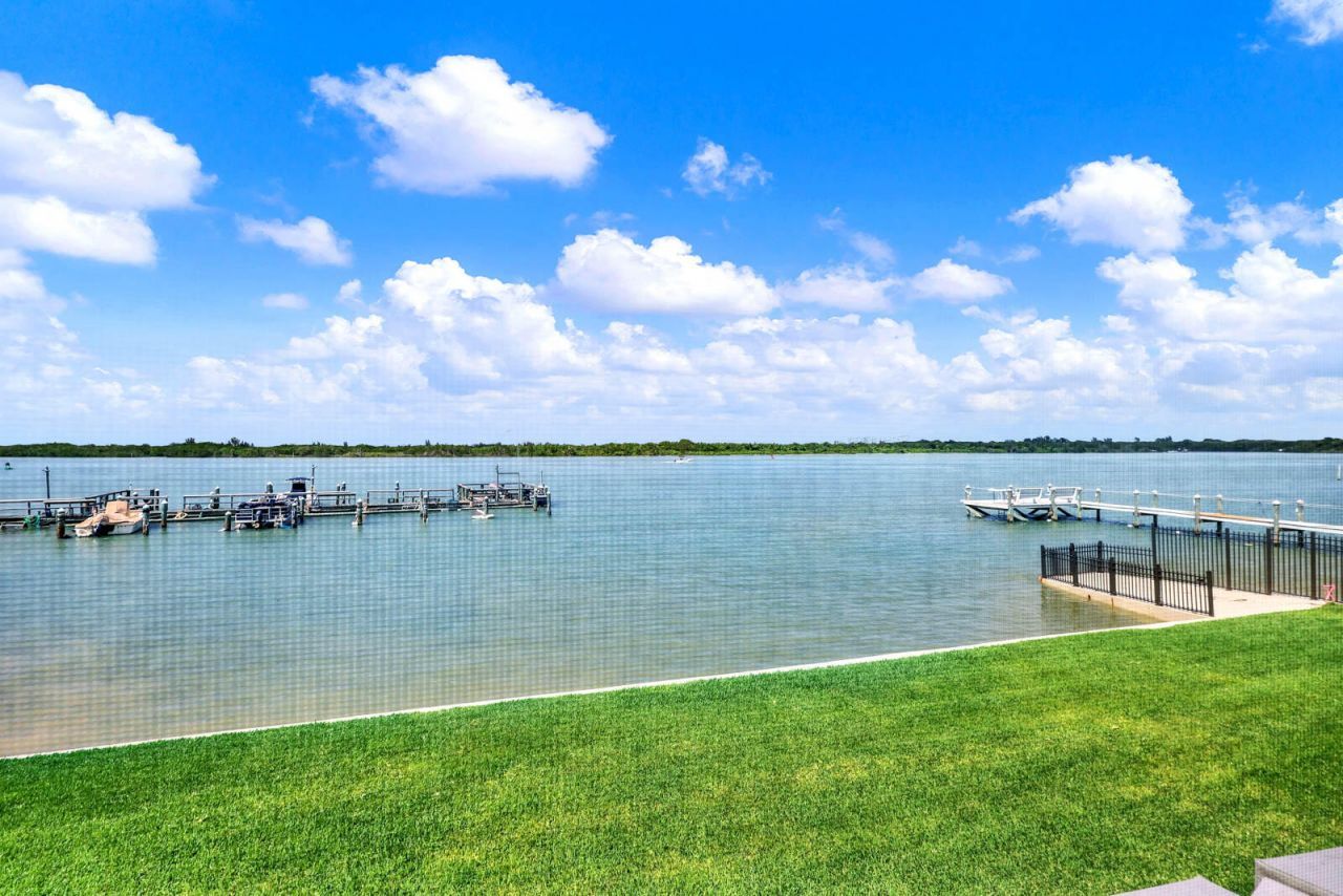 1300 Seaway Dr, Unit E 5, Fort Pierce, FL 34949 Photo