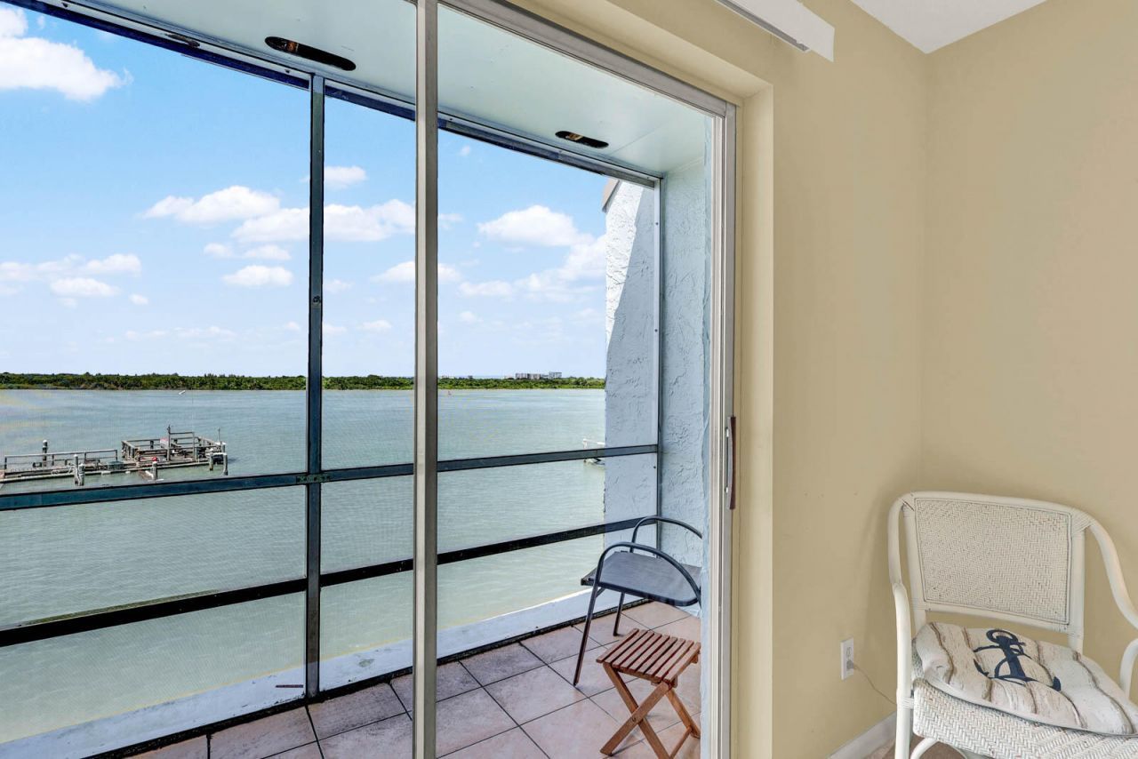 1300 Seaway Dr, Unit E 5, Fort Pierce, FL 34949 Photo