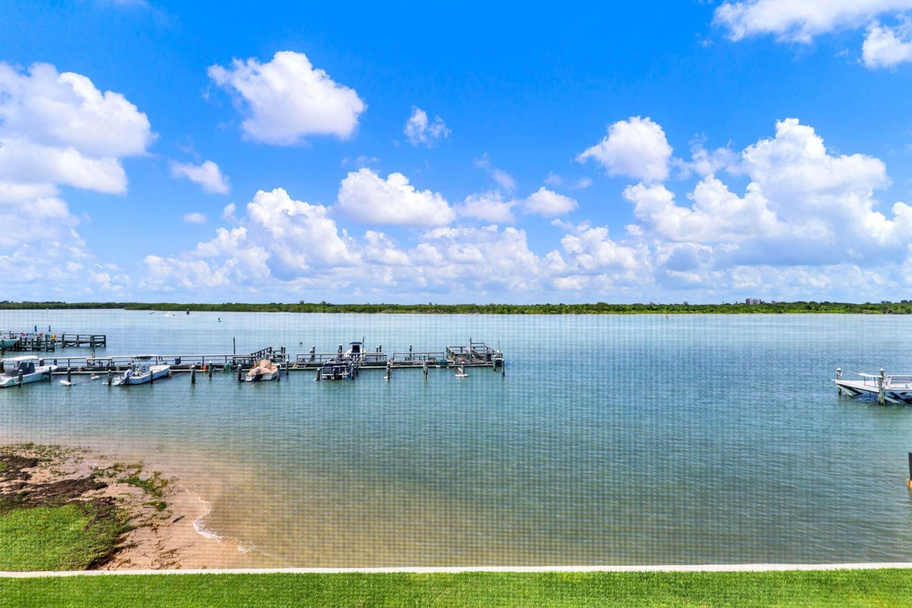 1300 Seaway Dr, Unit E 5, Fort Pierce, FL 34949 Photo