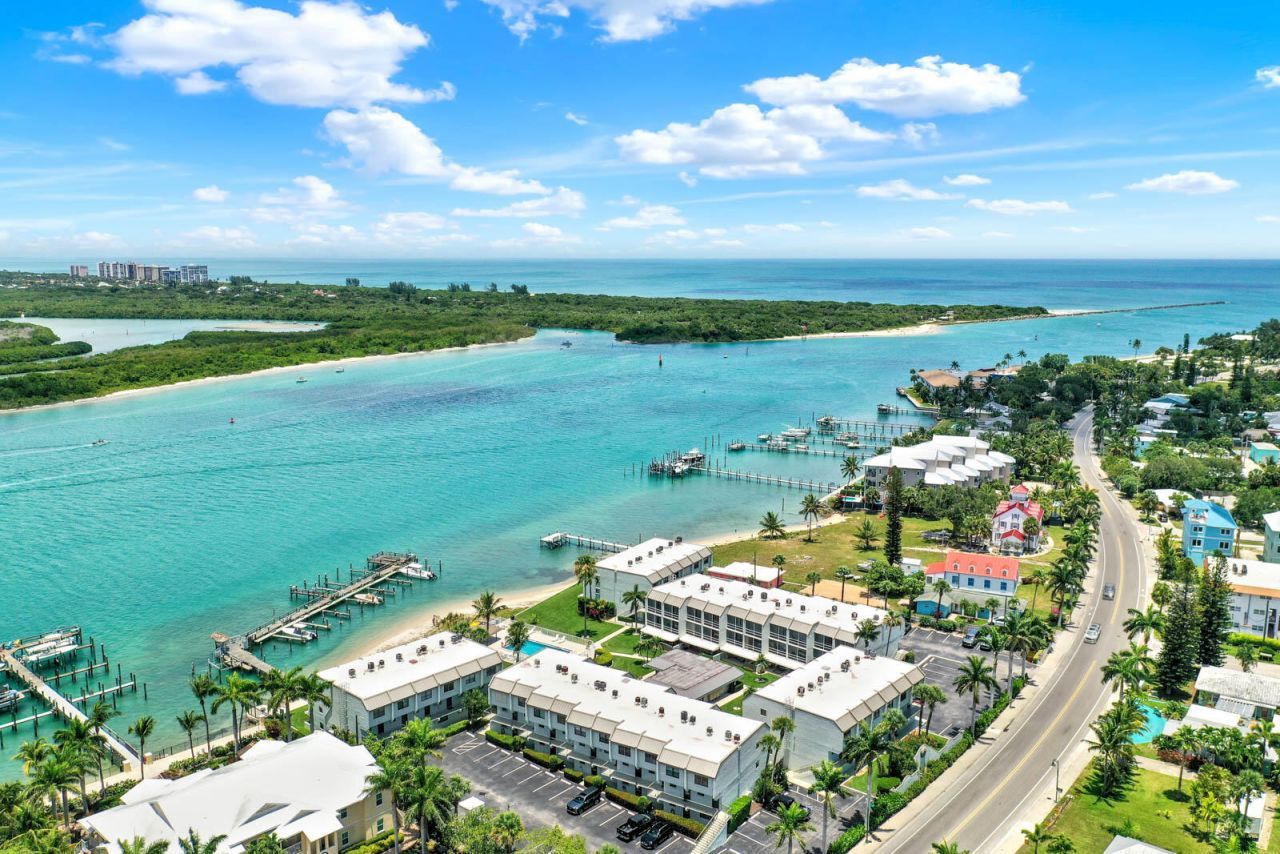 1300 Seaway Dr, Unit E 5, Fort Pierce, FL 34949 Photo