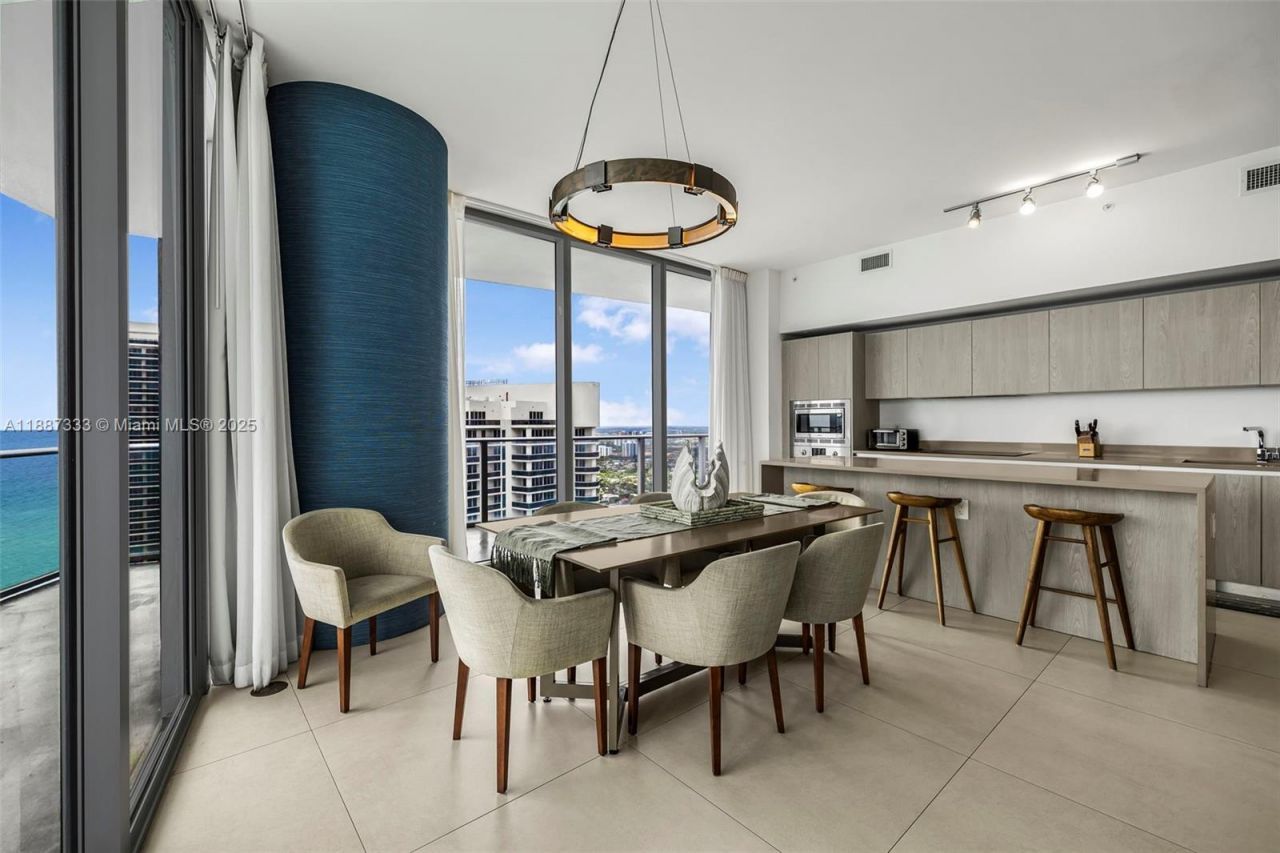 4111 S Ocean Dr, Unit LPH1, Hollywood, FL 33019 Photo