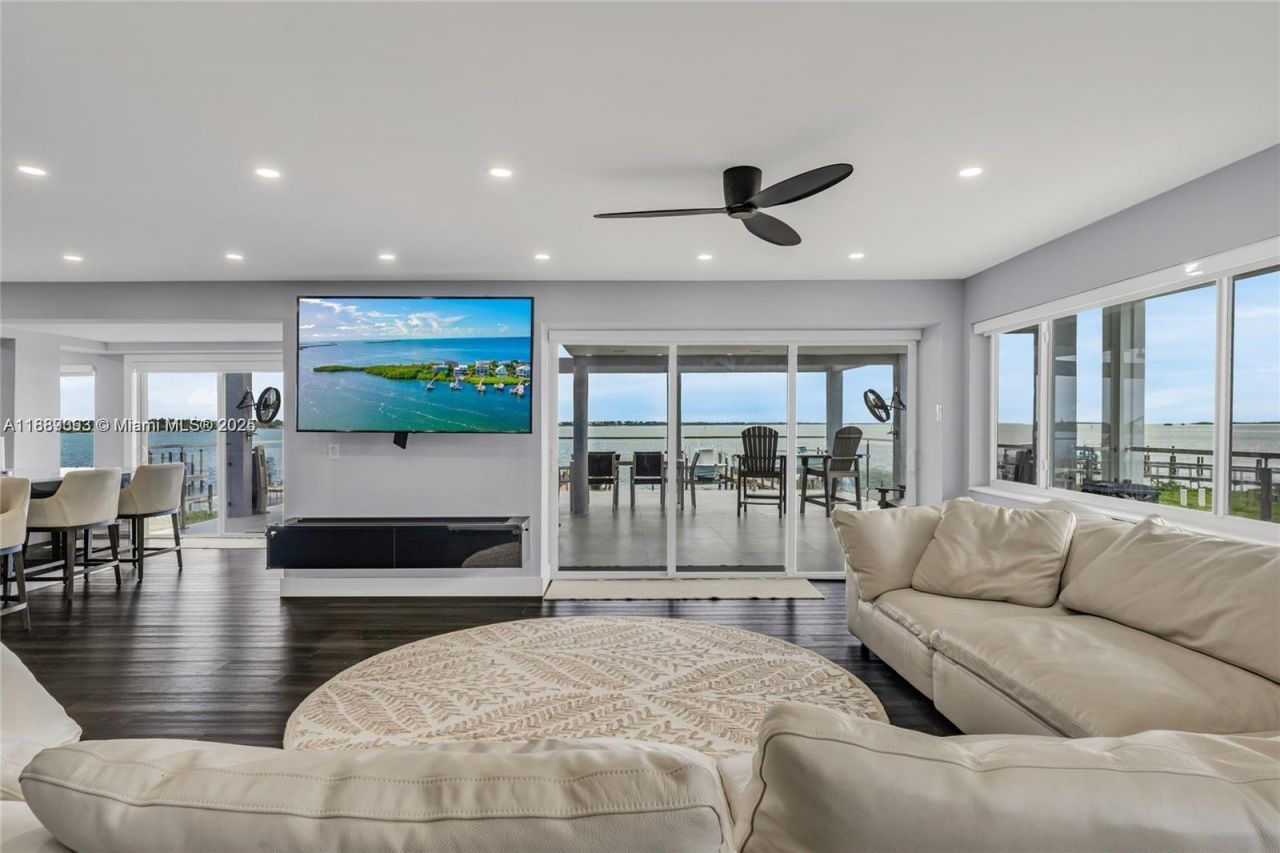 67 N Bounty Ln, Key Largo, FL 33037 Photo