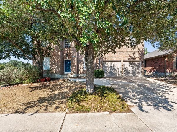 8340 Liberty Walk DR, Round Rock, TX 78681