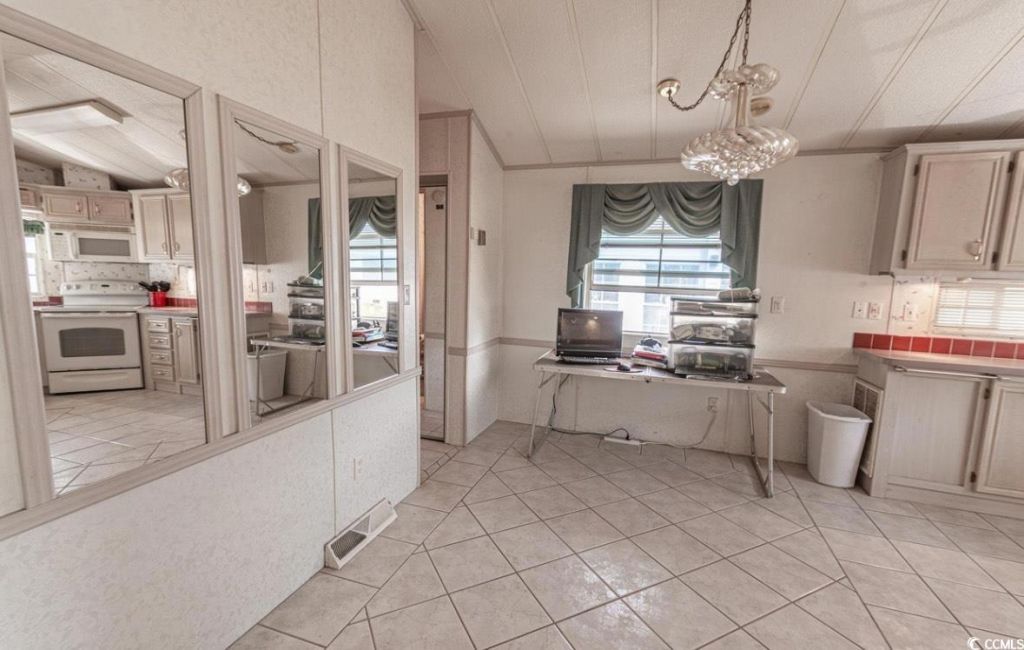 5400 Little River Neck Rd. Photo 11