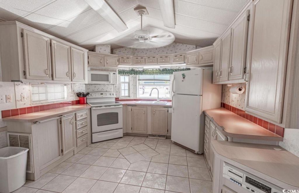 5400 Little River Neck Rd. Photo 5