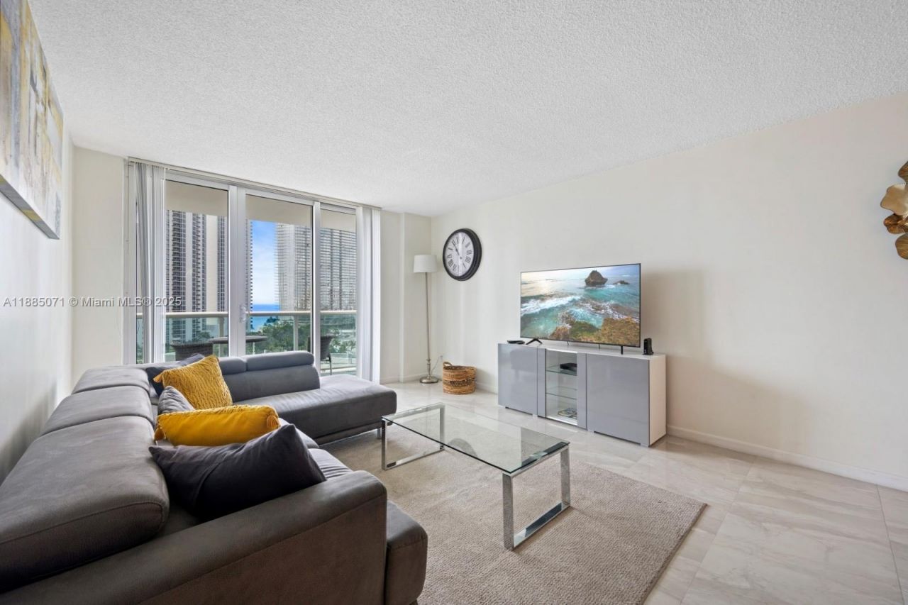 19370 Collins Ave, Unit 1425, Sunny Isles Beach, FL 33160 Photo