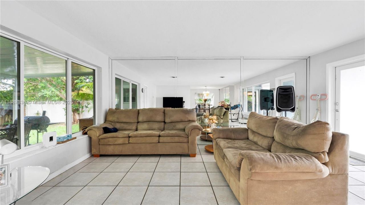 3145 Hollywood Blvd, Hollywood, FL 33021 Photo