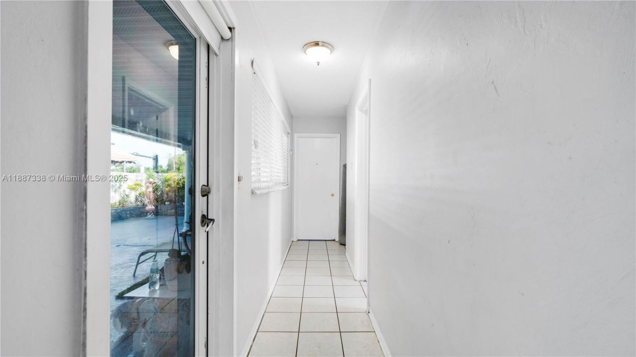 3145 Hollywood Blvd, Hollywood, FL 33021 Photo