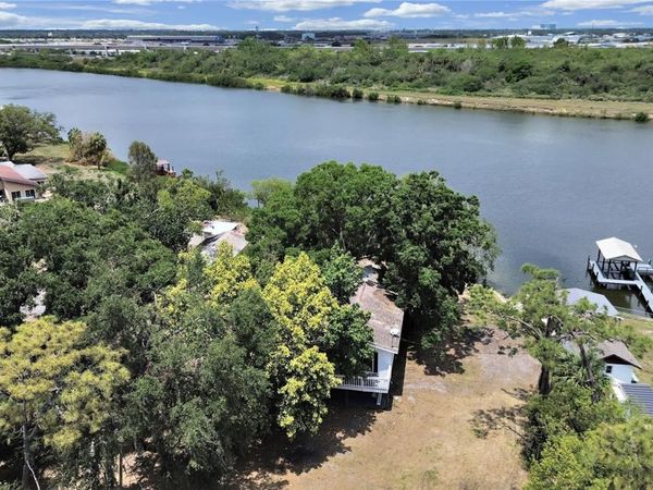 6610 MYRNA DR, TAMPA, FL 33619