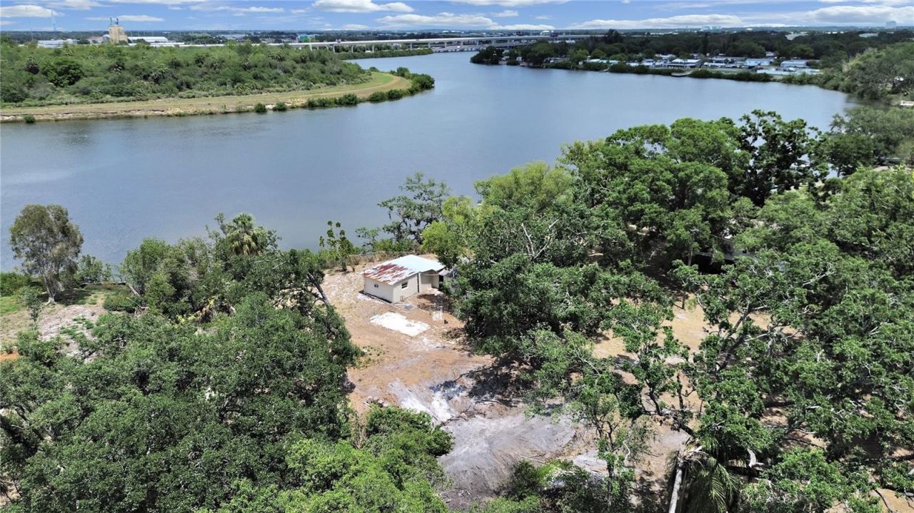 6610 Myrna Dr, Tampa, FL 33619 Photo