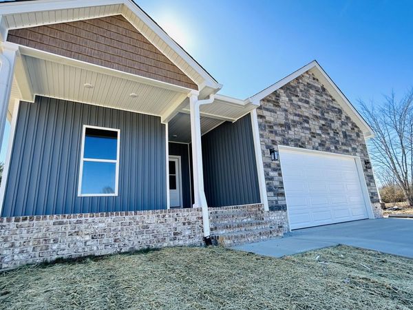 112 Gray Bird Lane, London, KY 40741