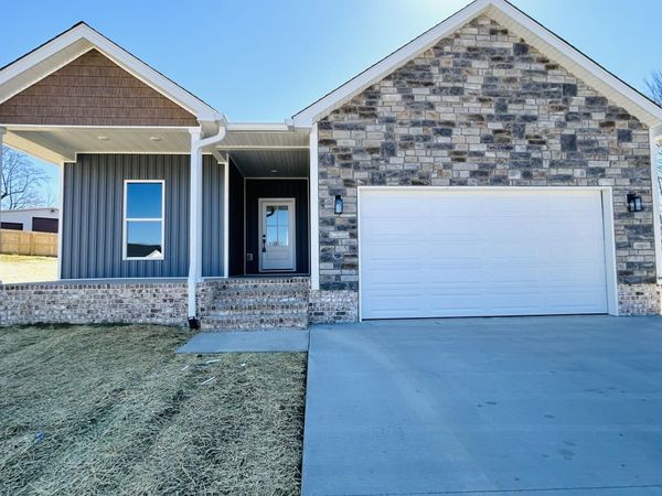 112 Gray Bird Lane, London, KY 40741