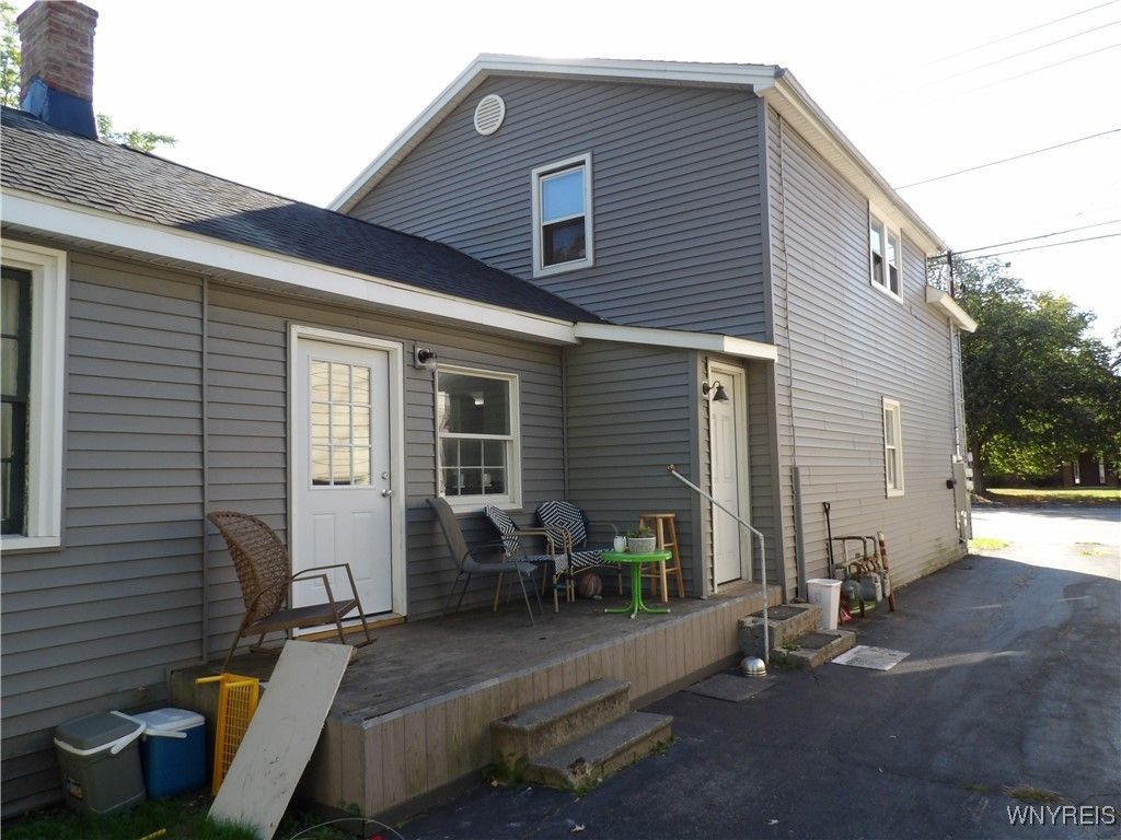 2115 Union Road, West Seneca, NY 14224 Main Photo