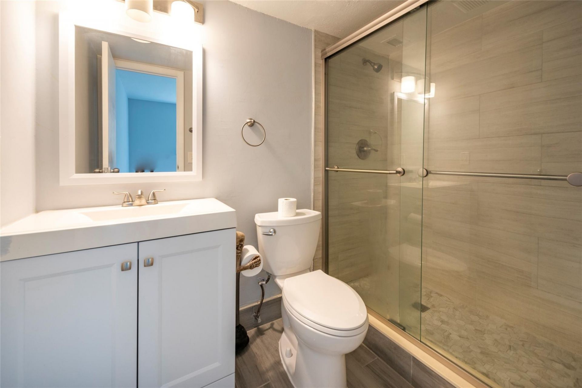 6061 N Falls Circle Drive, Unit 102, Lauderhill, FL 33319 Photo