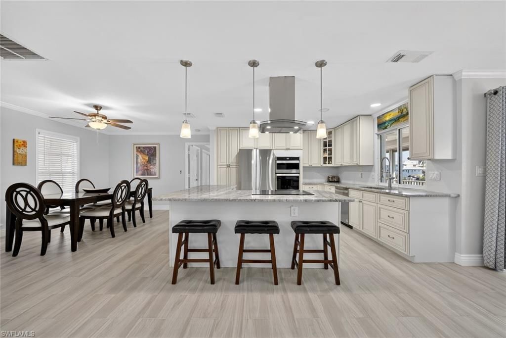 1682 Sabal Palm Dr, Sanibel, FL 33957 Photo