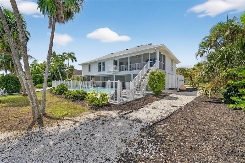 1682 Sabal Palm Dr, Sanibel, FL 33957 Photo