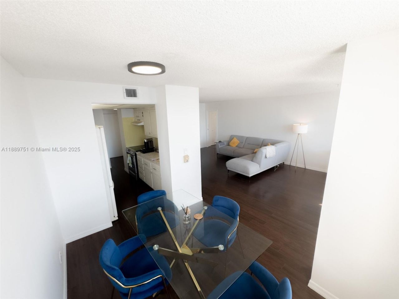 250 174th St, Unit 1201, Sunny Isles Beach, FL 33160 Photo