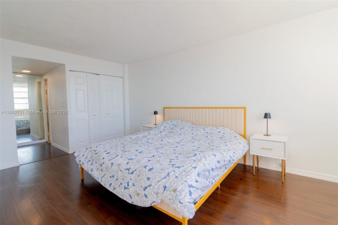 250 174th St, Unit 1201, Sunny Isles Beach, FL 33160 Photo