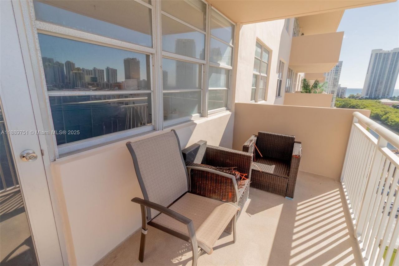 250 174th St, Unit 1201, Sunny Isles Beach, FL 33160 Photo