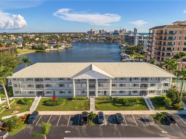 10682 Gulf Shore DR, Unit C102, NAPLES, FL 34108
