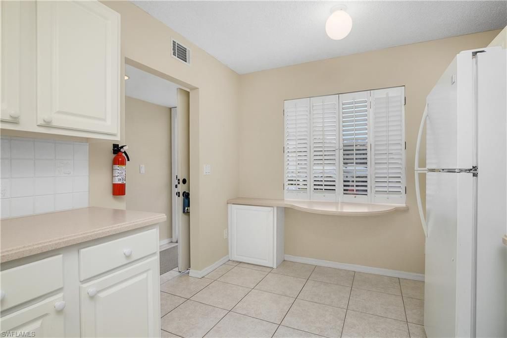 10682 Gulf Shore Dr, Unit C102, Naples, FL 34108 Photo