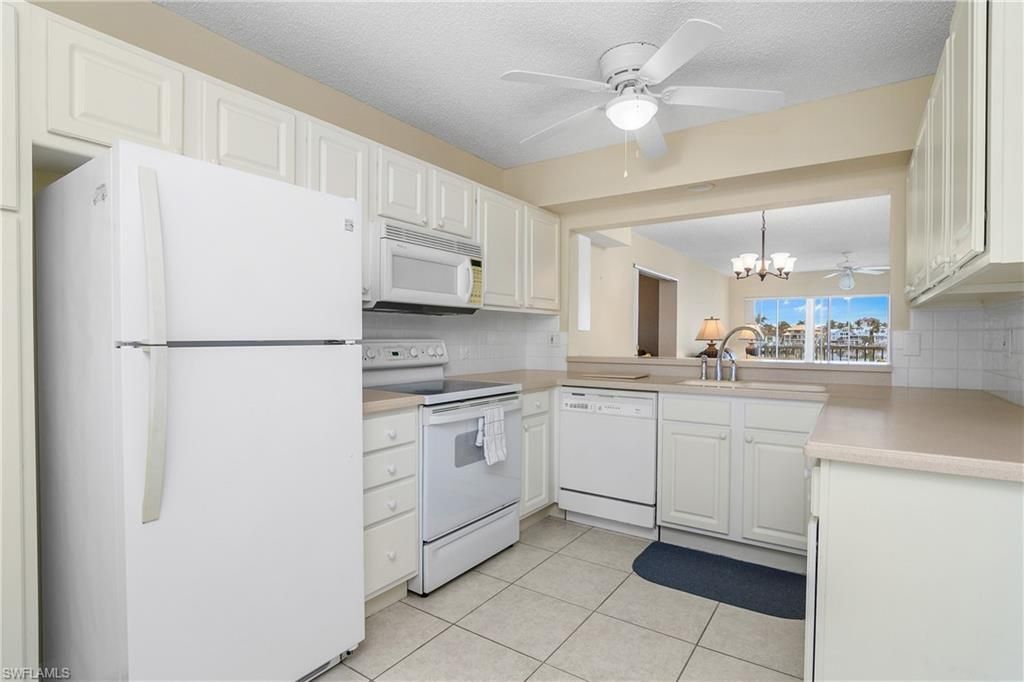 10682 Gulf Shore Dr, Unit C102, Naples, FL 34108 Photo