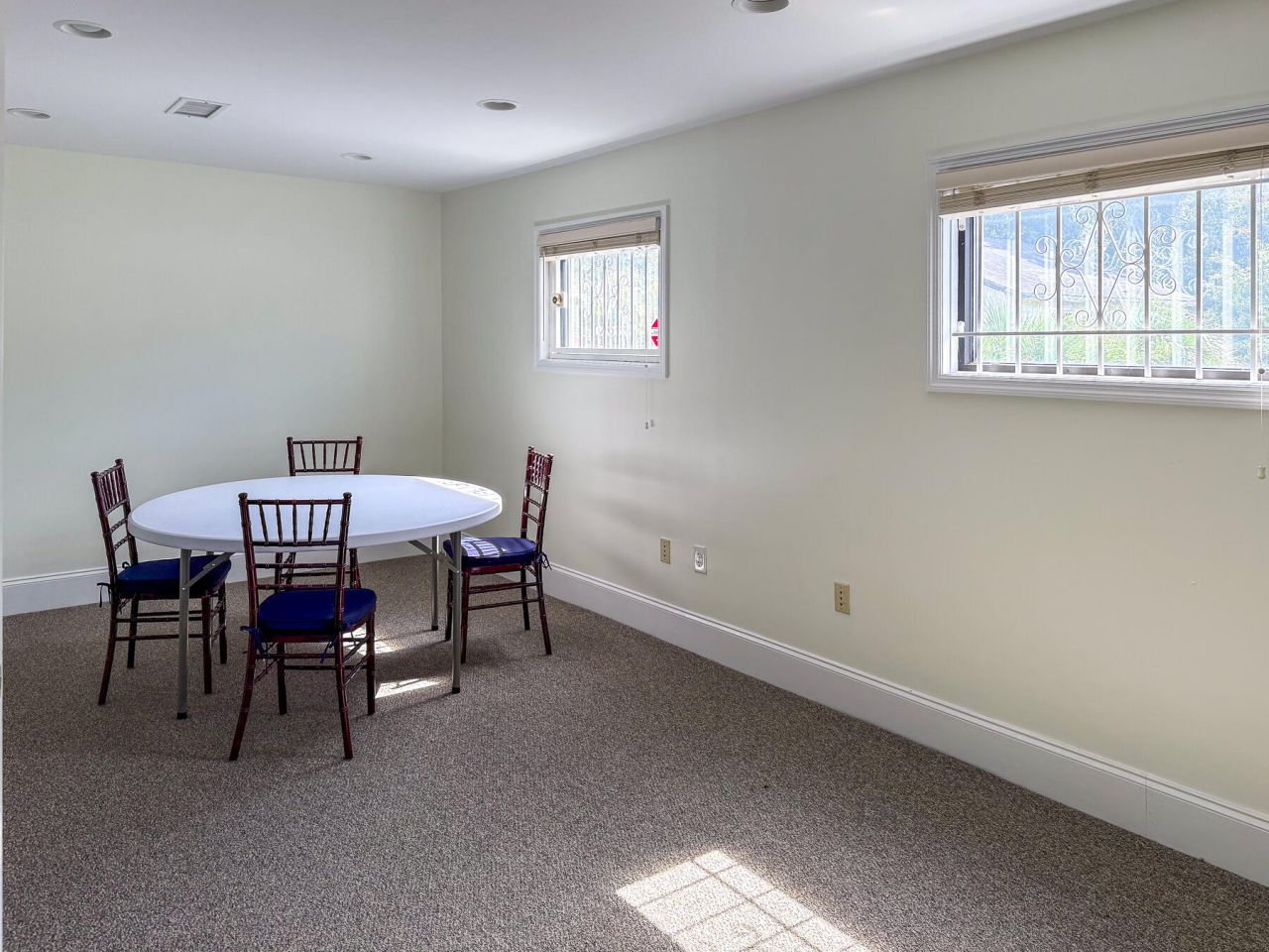 11 Isabella Street Photo 13