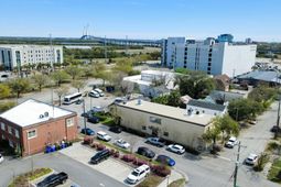 11 Isabella Street photo 4