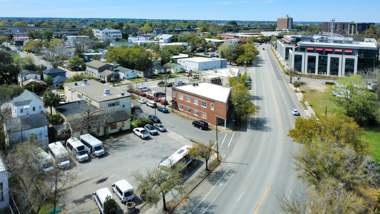 11 Isabella Street Photo 5