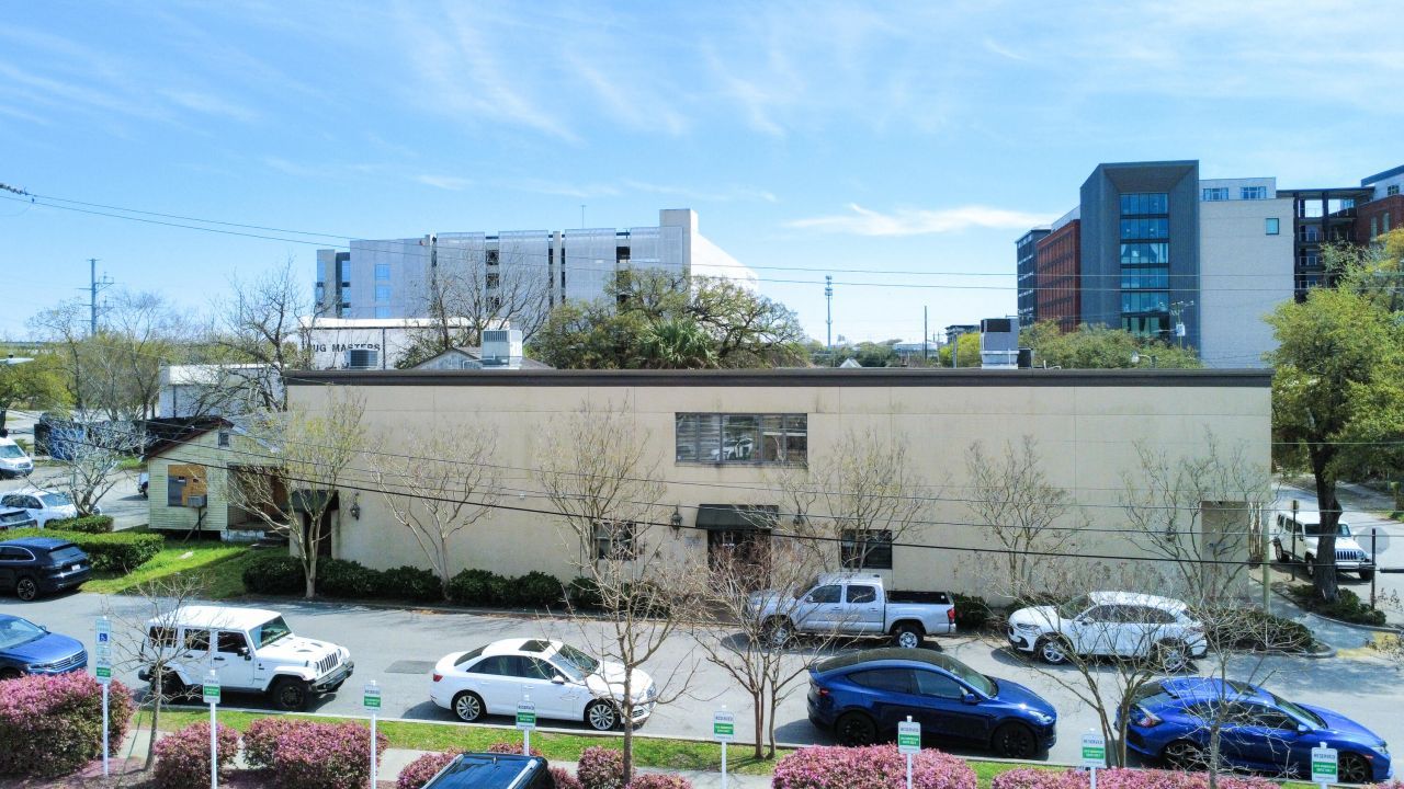 11 Isabella Street Photo 6