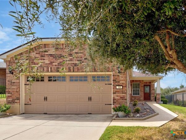 309 Kickapoo Creek Lane, Georgetown, TX 78633