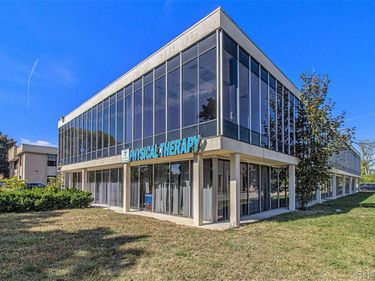 17220 W 12 Mile Road, Southfield, MI 48076