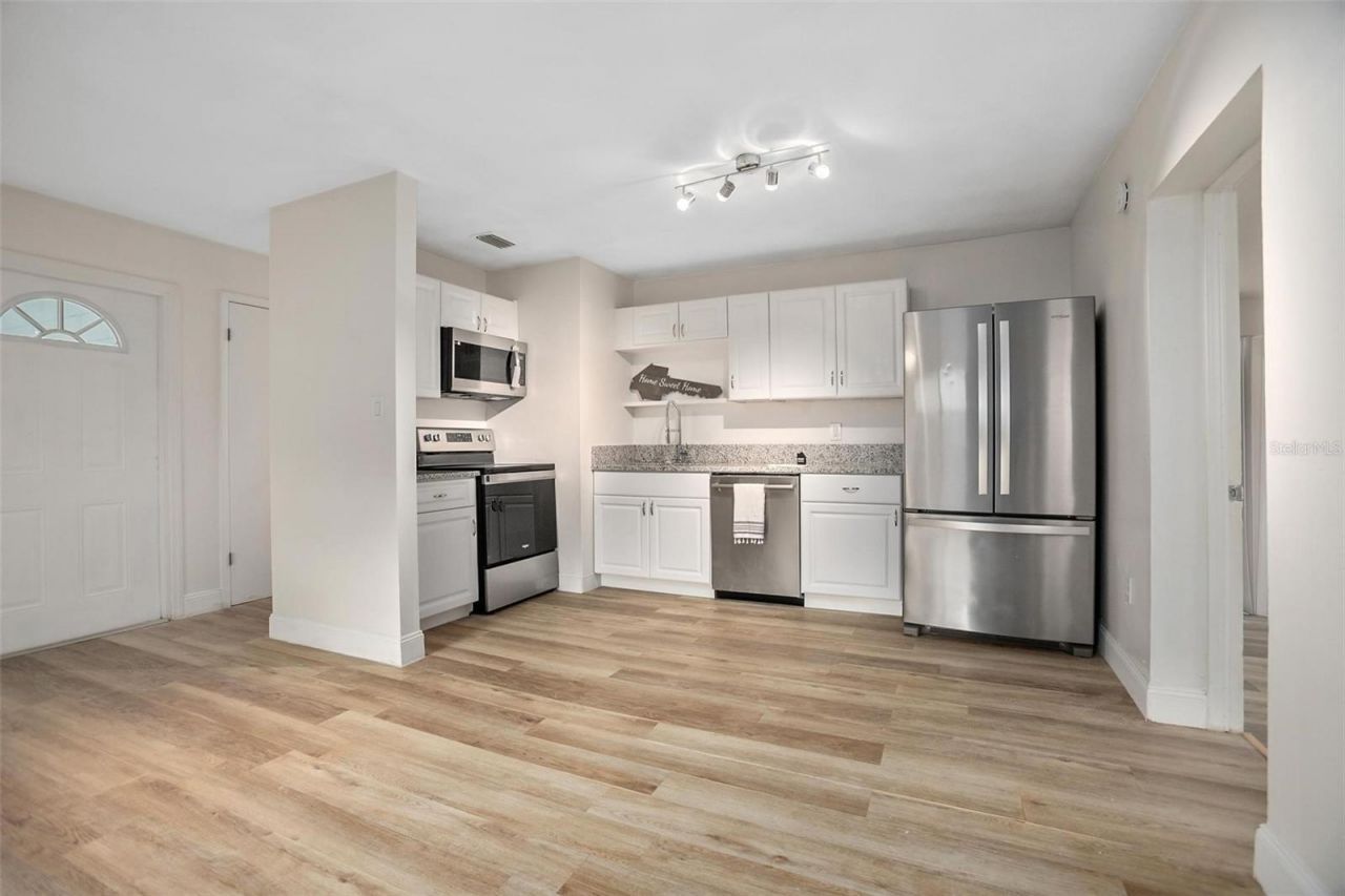 128 Orange Avenue, Edgewater, FL 32132 Photo