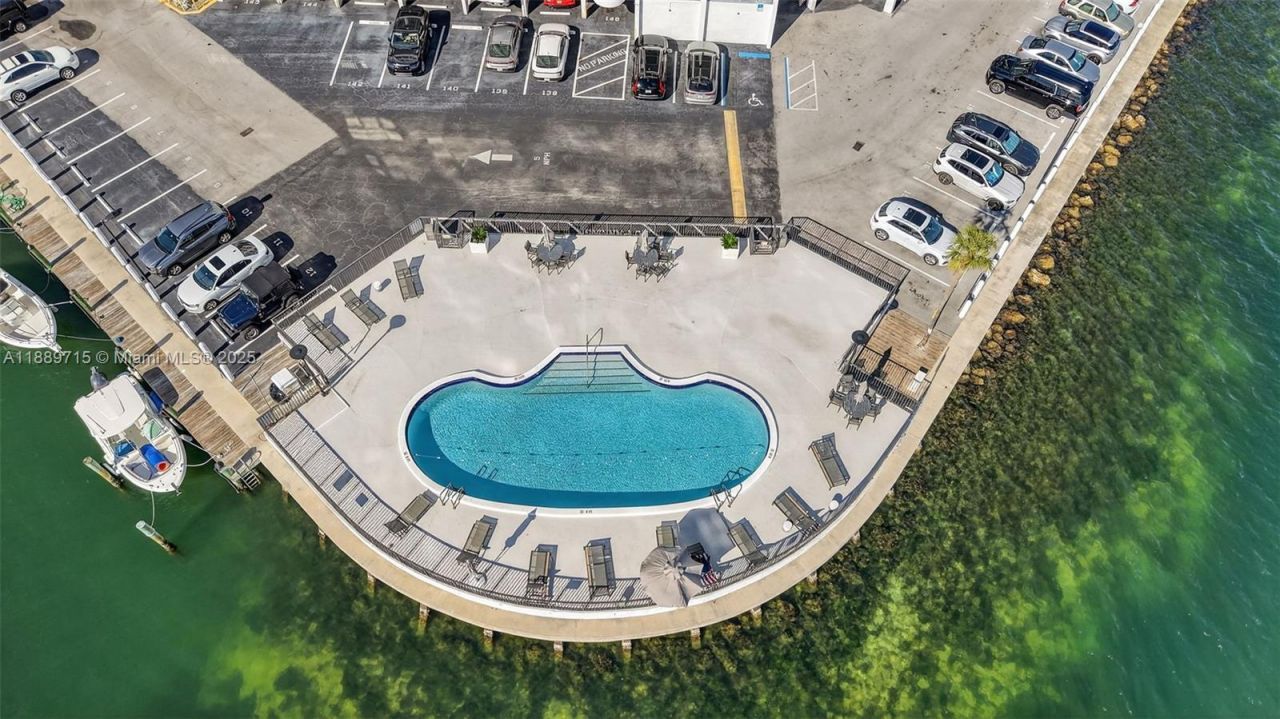 11930 N Bayshore Dr, Unit 1103, North Miami, FL 33181 Photo