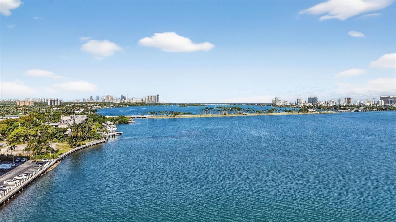 11930 N Bayshore Dr, Unit 1103, North Miami, FL 33181 Photo