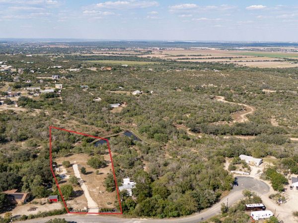18615 CR 5740, Castroville, TX 78009