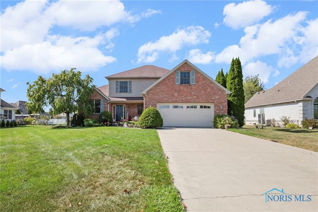 416 Castle Cove, Genoa, OH 43430 Main Photo