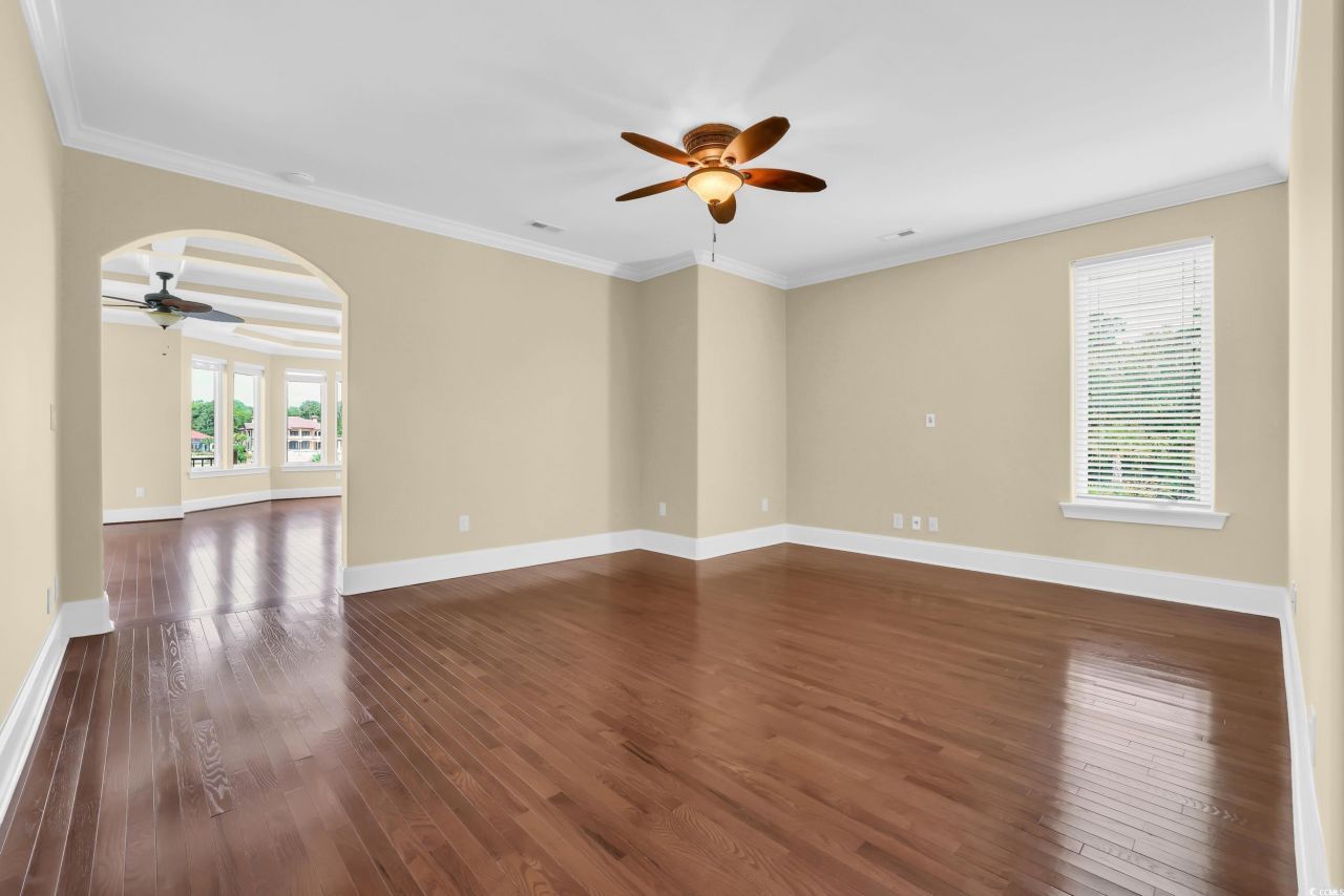 9243 Marina Pkwy. Photo 17