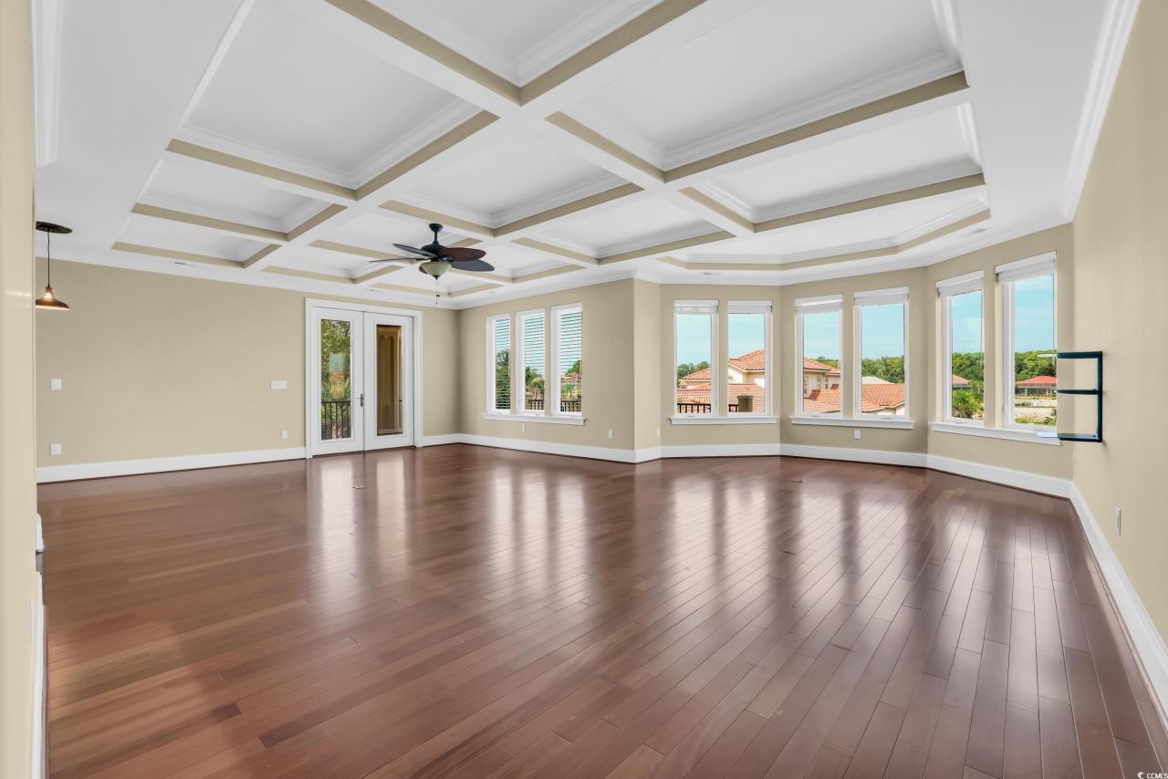 9243 Marina Pkwy. Photo 18