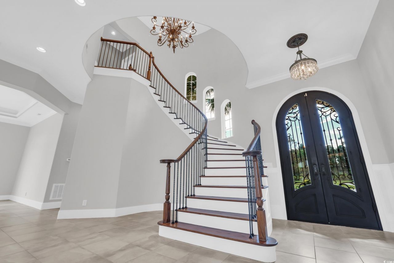 9243 Marina Pkwy. Photo 6