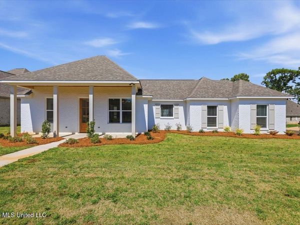 111 Willow Way, Canton, MS 39046